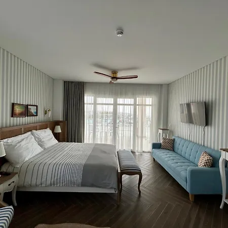 Ocean View Apartament *